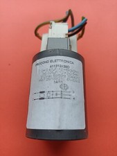 MACHINE A LAVER BRANDT BWF184T